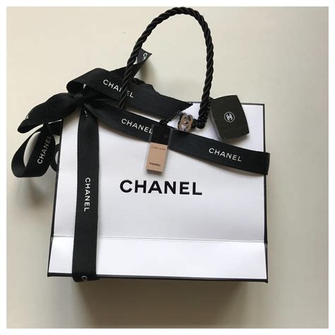 chanel vintage vip gift.